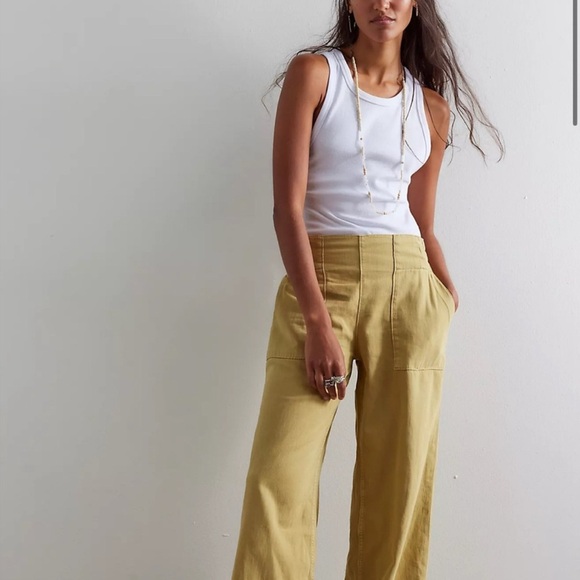 no brand Pants - High-Waisted Wide Leg Pants in Antelope - Women’s size XL